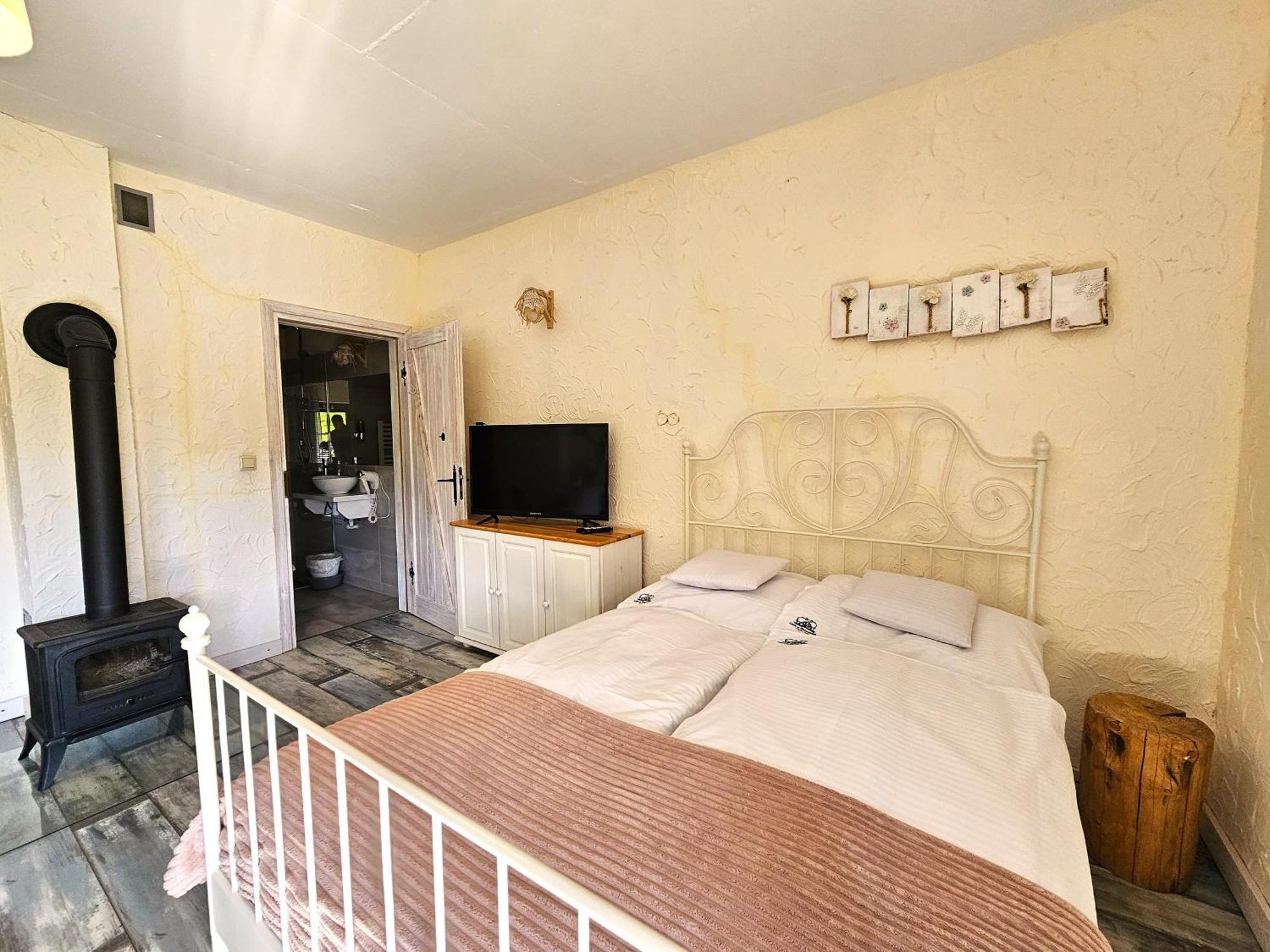 Chata W Bieszczadzie Apartamenty I Domki Z Sauna Bieszczady Polańczyk Exteriér fotografie